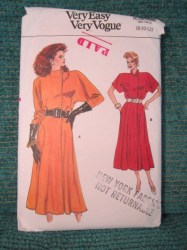 9674 EZ VOG LONGER FLARE SS-LS COLLAR DRESS PATTERN 8-12